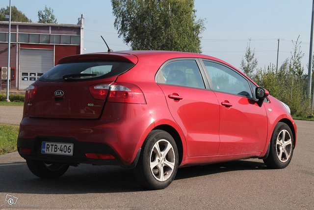 Kia Rio 9