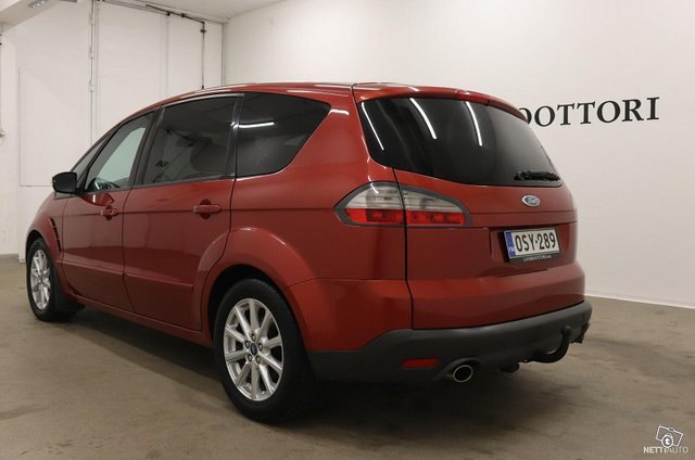 Ford S-MAX 4