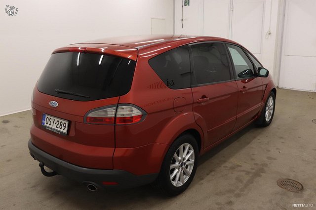 Ford S-MAX 5