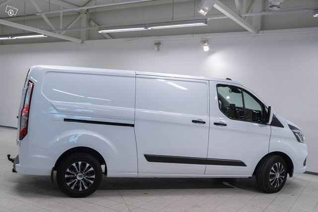 Ford Transit Custom 4