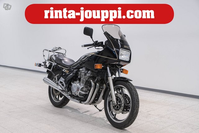 Yamaha XJ900, kuva 1