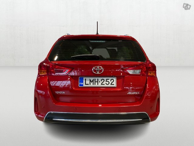 Toyota Auris 4