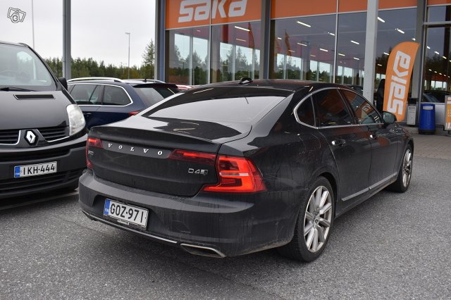 Volvo S90 2