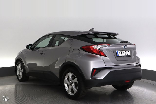 Toyota C-HR 3