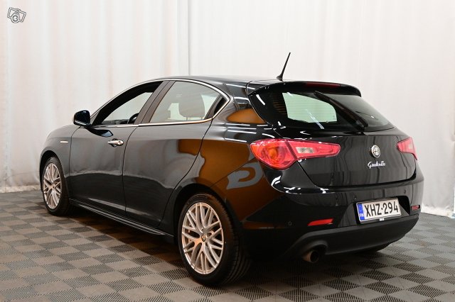 Alfa Romeo Giulietta 4