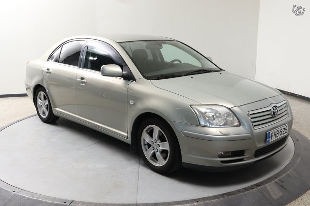 Toyota Avensis 3