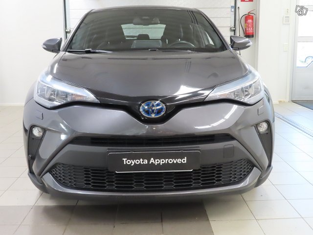 Toyota C-HR 3