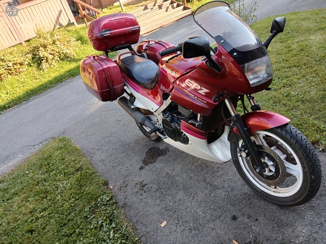 Kawasaki GPZ500 / Vaihto? 3