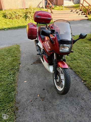 Kawasaki GPZ500 / Vaihto? 8