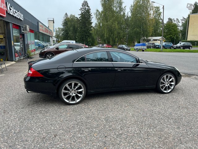 Mercedes-Benz CLS 5