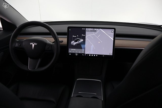 Tesla Model 3 15