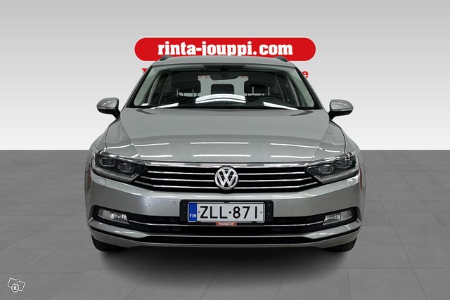 Volkswagen Passat 2