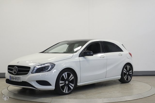 MERCEDES-BENZ A