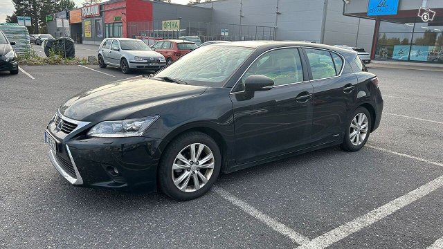 Lexus CT 1