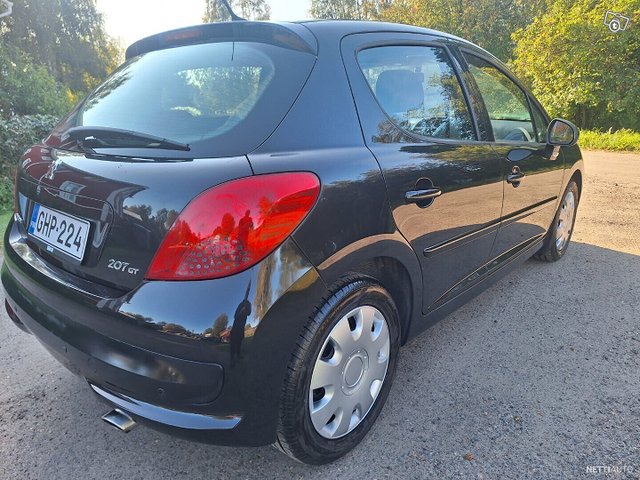 Peugeot 207 6