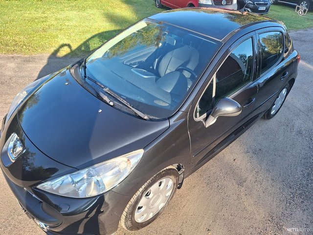 Peugeot 207 16