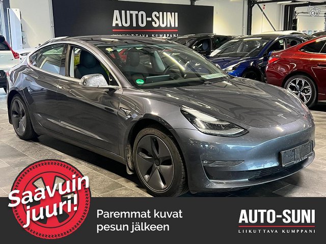 TESLA Model 3