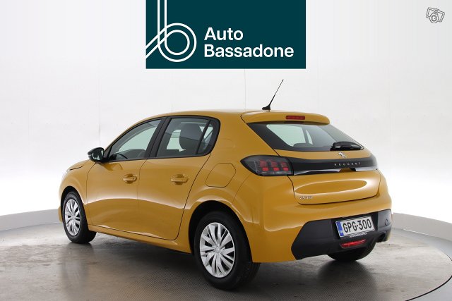 PEUGEOT 208 4