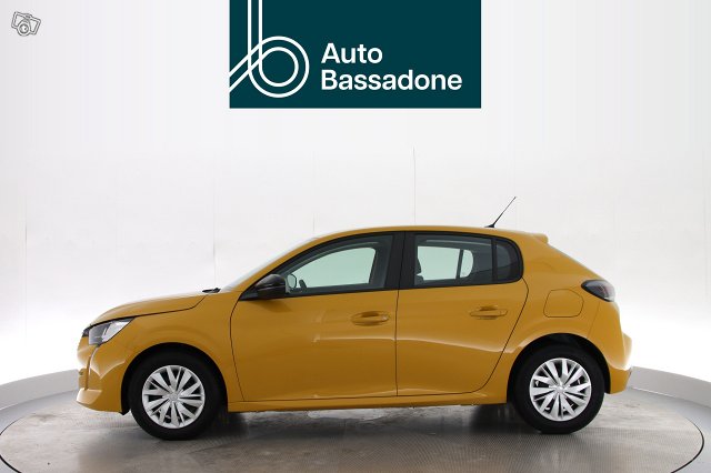 PEUGEOT 208 8