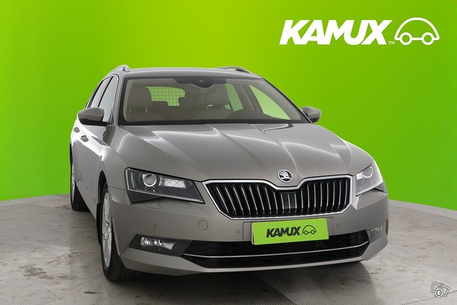 Skoda Superb 8