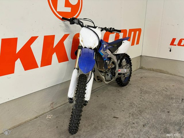 Yamaha YZ 4