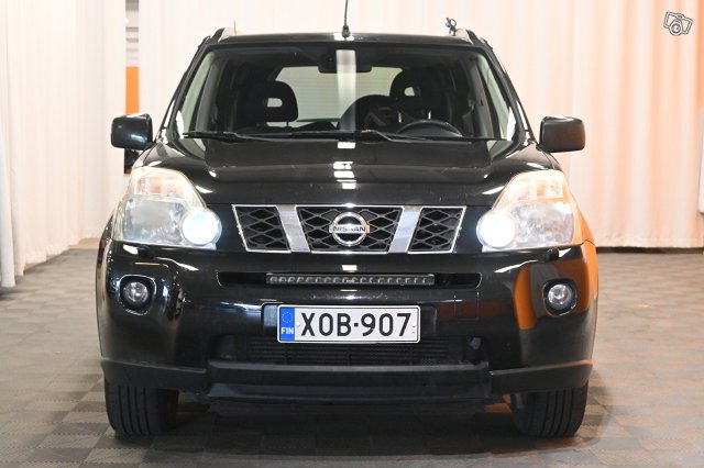 Nissan X-Trail 2