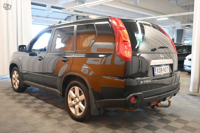 Nissan X-Trail 4