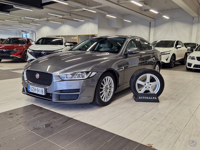 JAGUAR XE 2