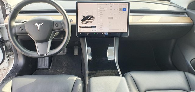 Tesla Model 3 3