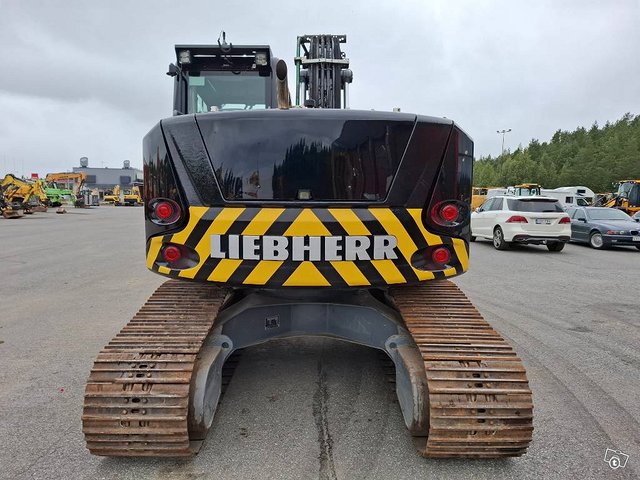 Liebherr R 914 / Myyty, Sold 8