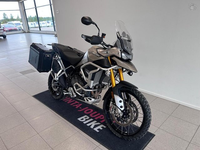 Triumph TIGER 6