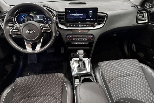 KIA CEED 9