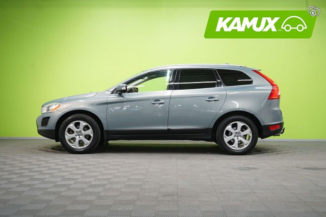 Volvo XC60 8