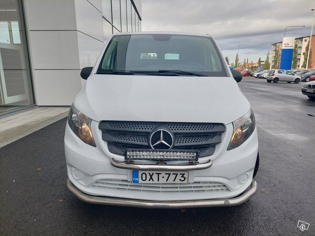 Mercedes-Benz Vito 2