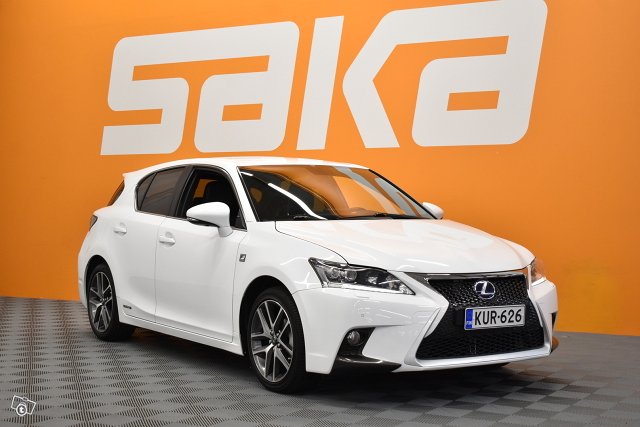 Lexus CT 1