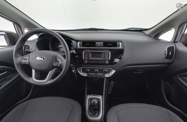 Kia Rio 11