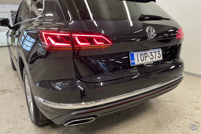 Volkswagen Touareg 16