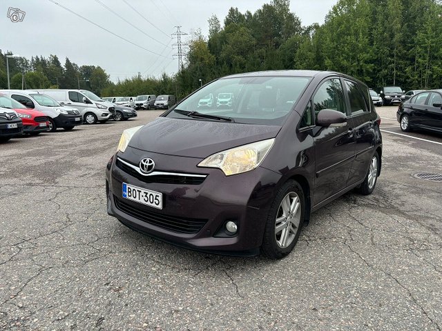 Toyota Verso-S