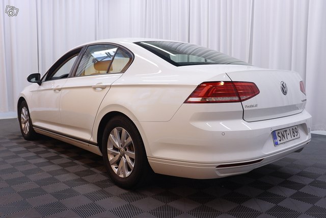 Volkswagen Passat 5