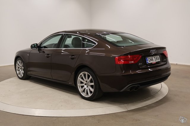 Audi A5 7