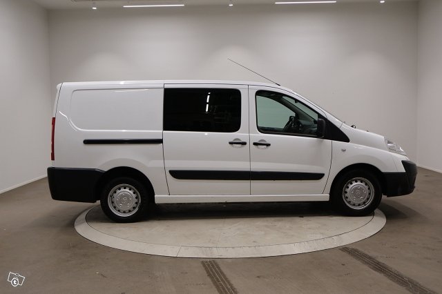 Toyota Proace 4