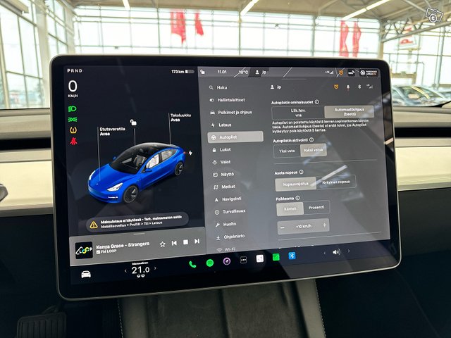 Tesla Model 3 15