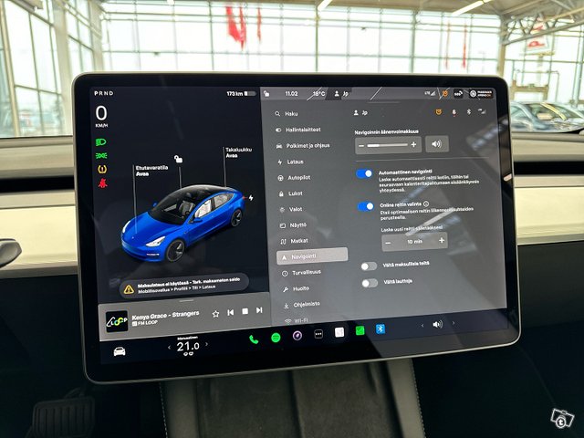 Tesla Model 3 17