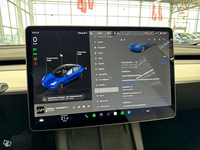 Tesla Model 3 20