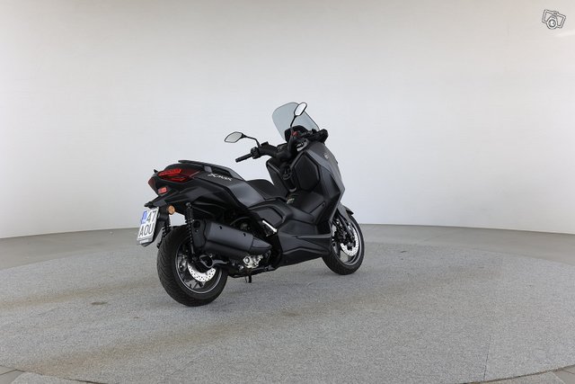 YAMAHA X-Max 7