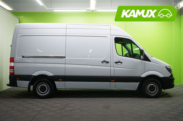 Mercedes-Benz Sprinter 2