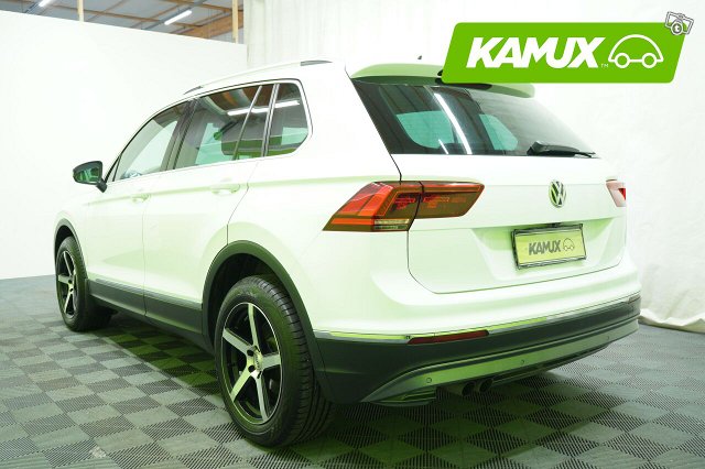 Volkswagen Tiguan 5