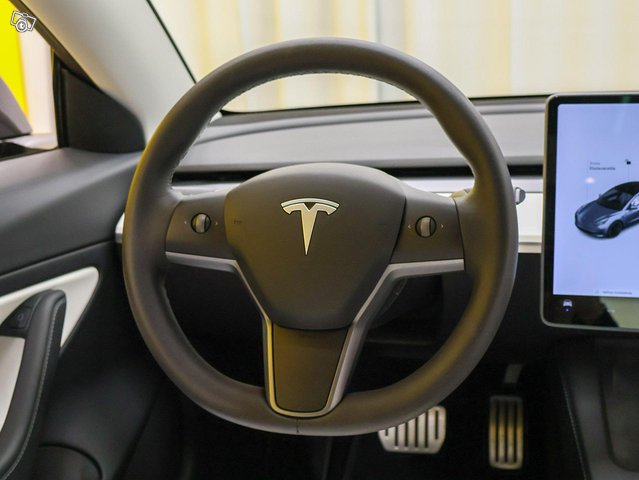 Tesla Model 3 3