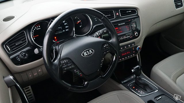 Kia Ceed 13