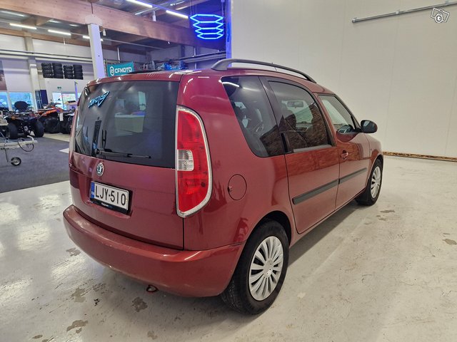 Skoda Roomster 4